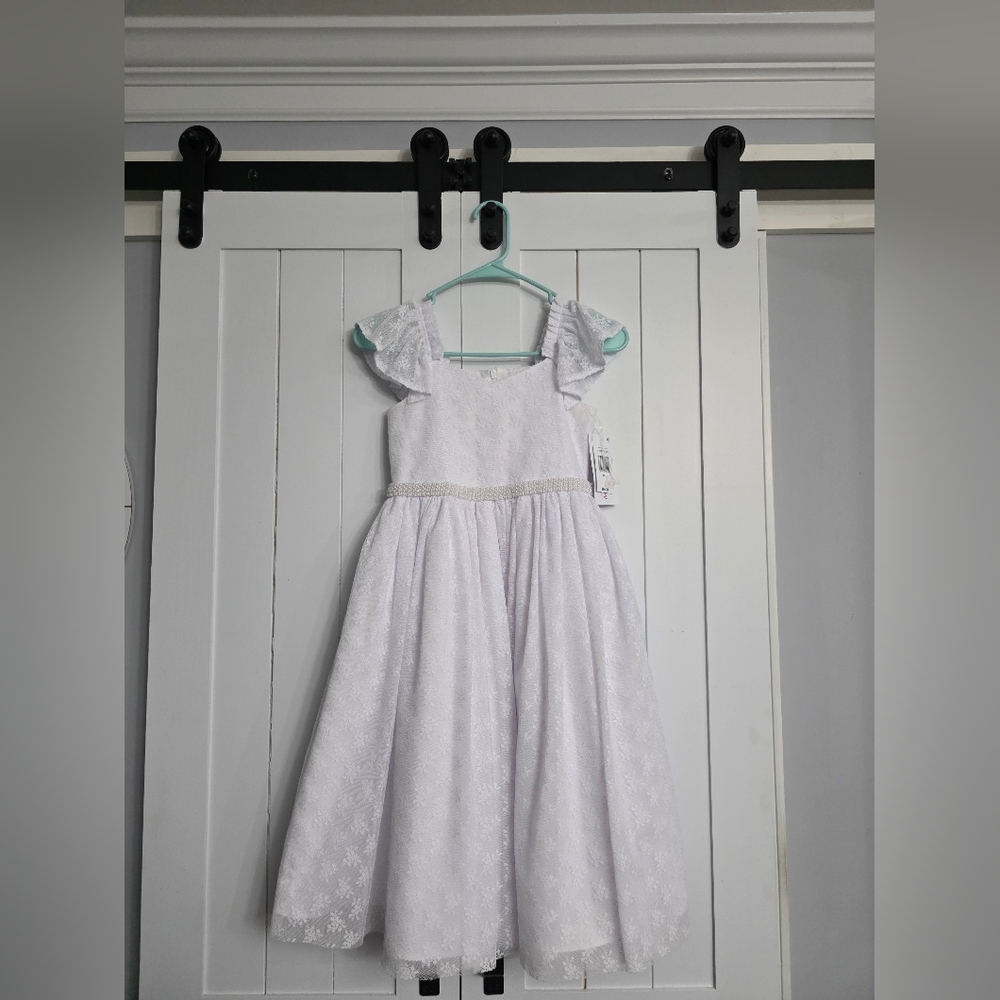 Bonnie Jean Communion Short Sleeve Flutter Flower Girl Fit + Flare Dress. NEW!